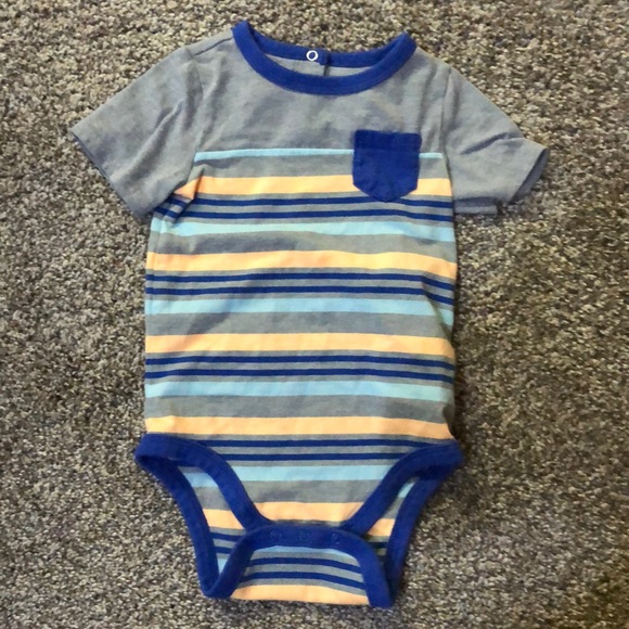 🌟Donated🌟 Boys 12 month bundle - Picture 5 of 8